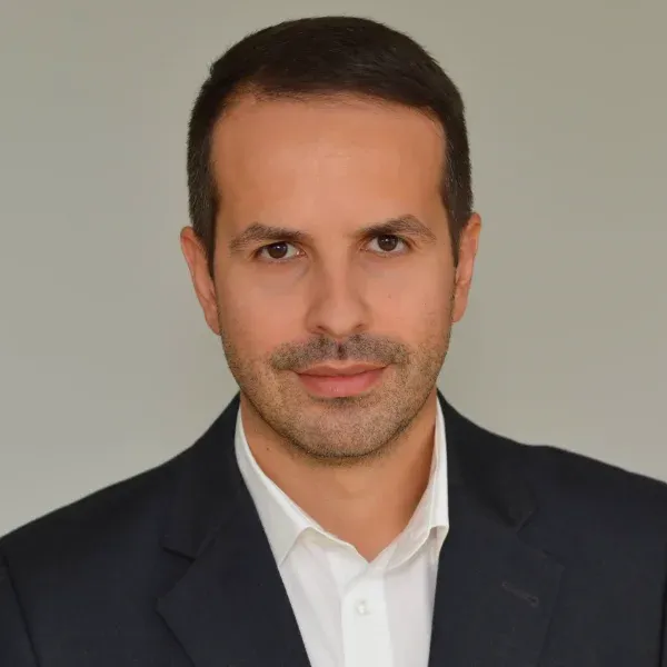 Silviu Vlasceanu